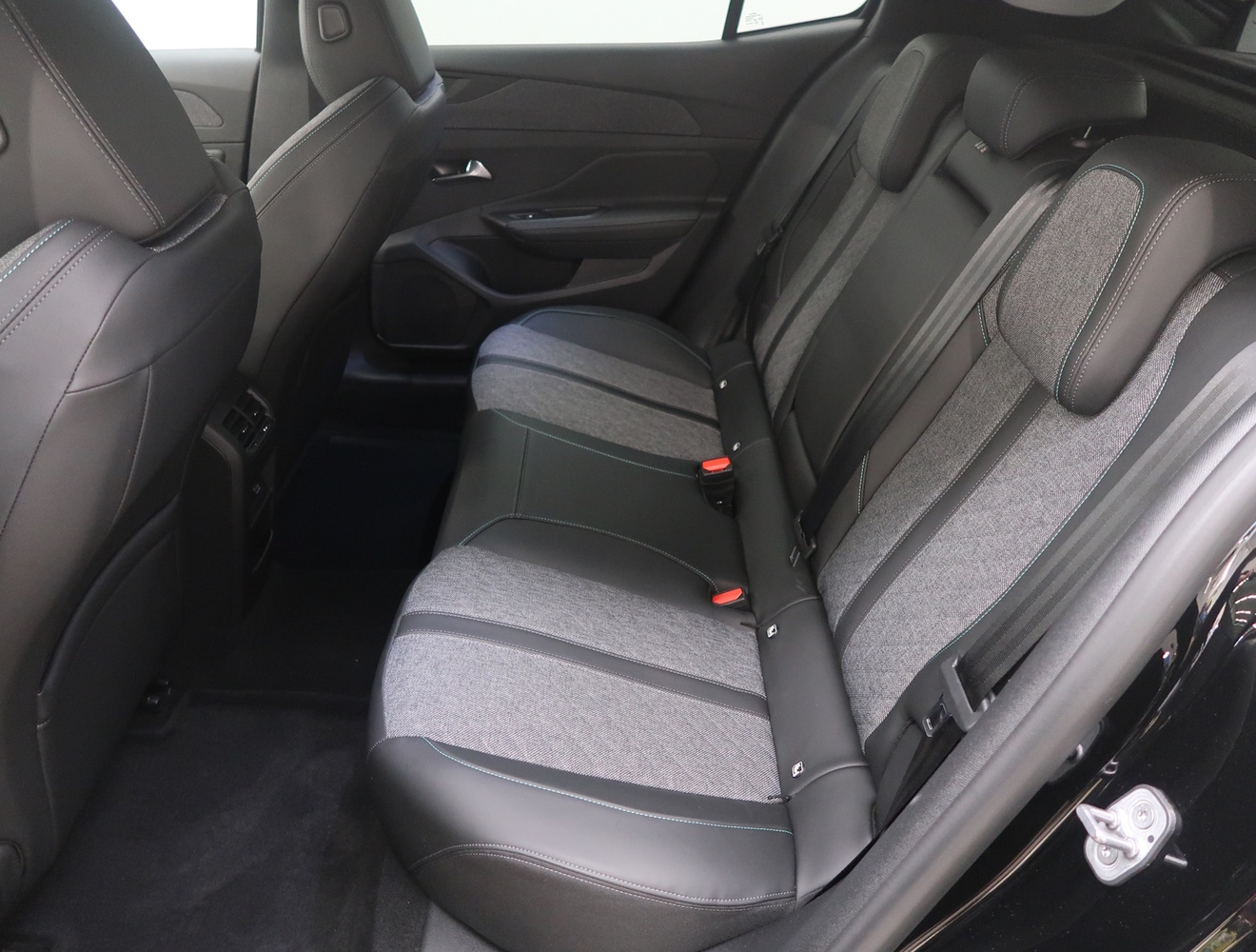 Peugeot 408 vaihtoauto