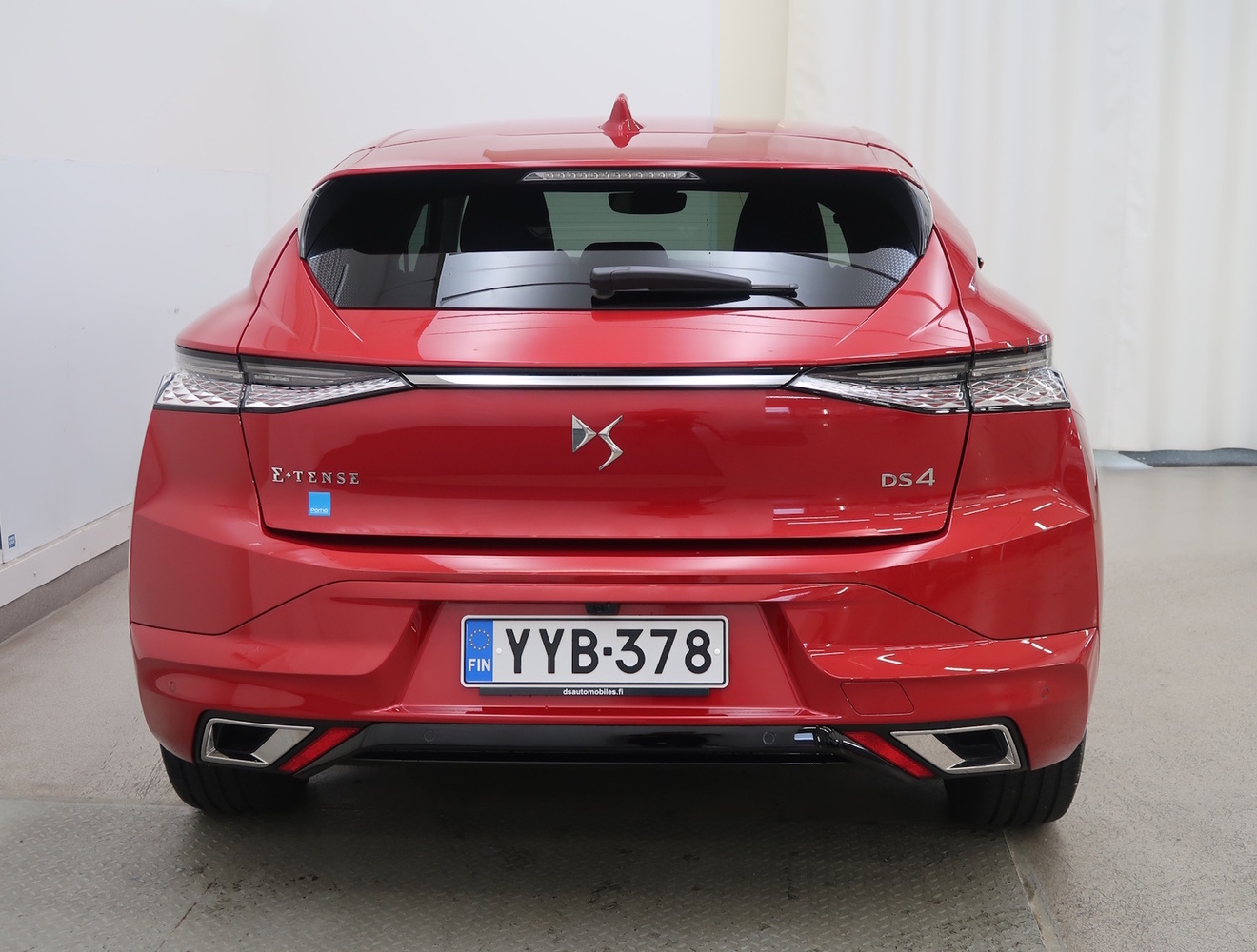 DS 4 vaihtoauto