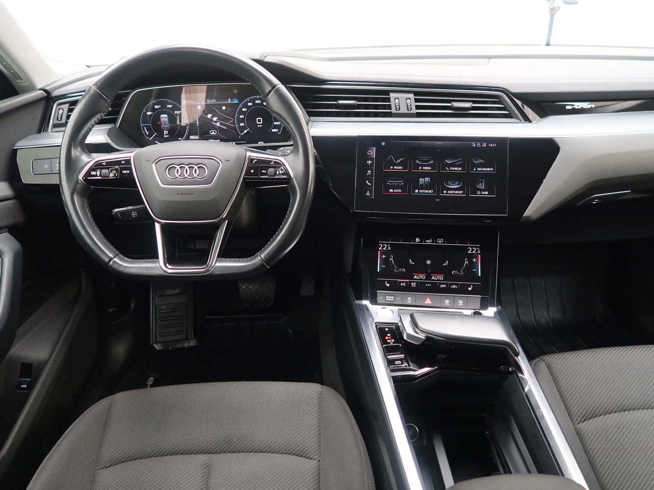 Audi e-tron vaihtoauto