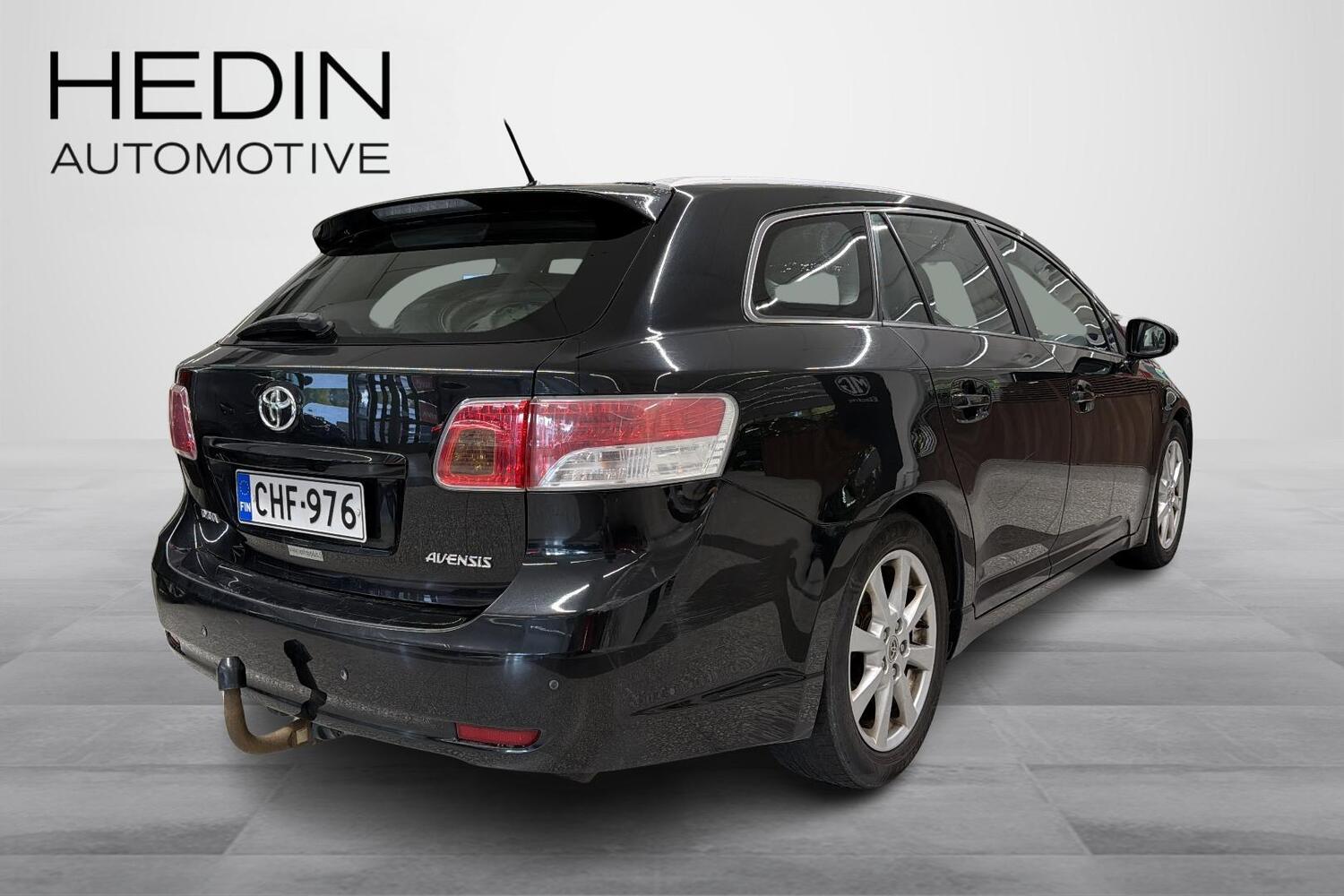 Toyota Avensis vaihtoauto