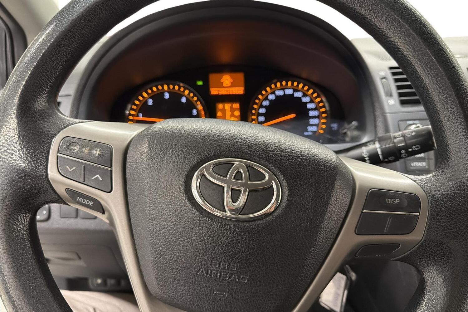 Toyota Avensis vaihtoauto