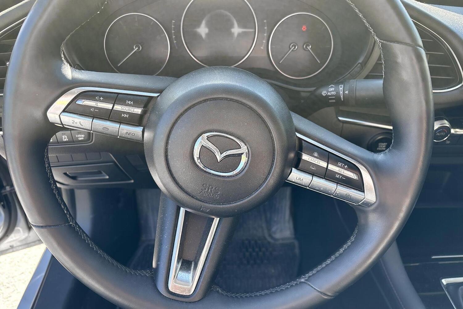 Mazda 3 vaihtoauto