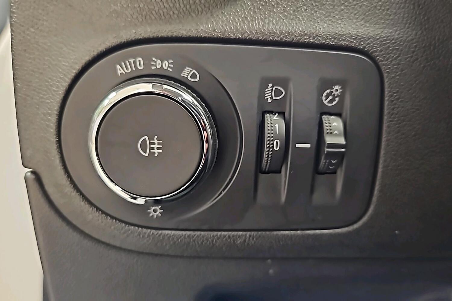 Opel Crossland vaihtoauto