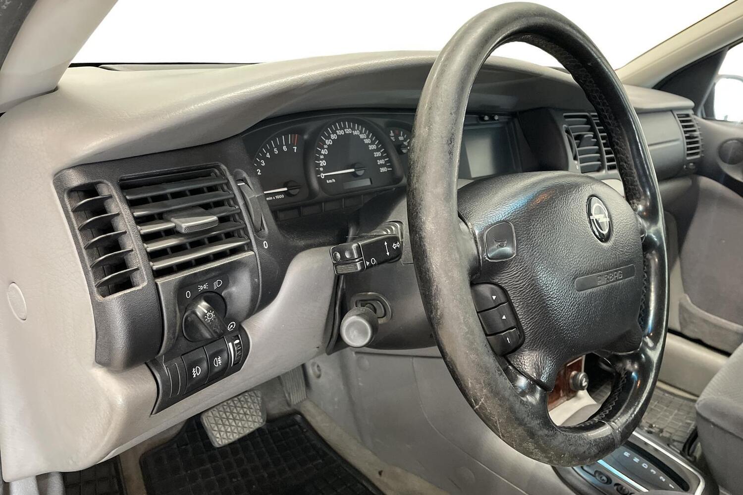 Opel Vectra vaihtoauto