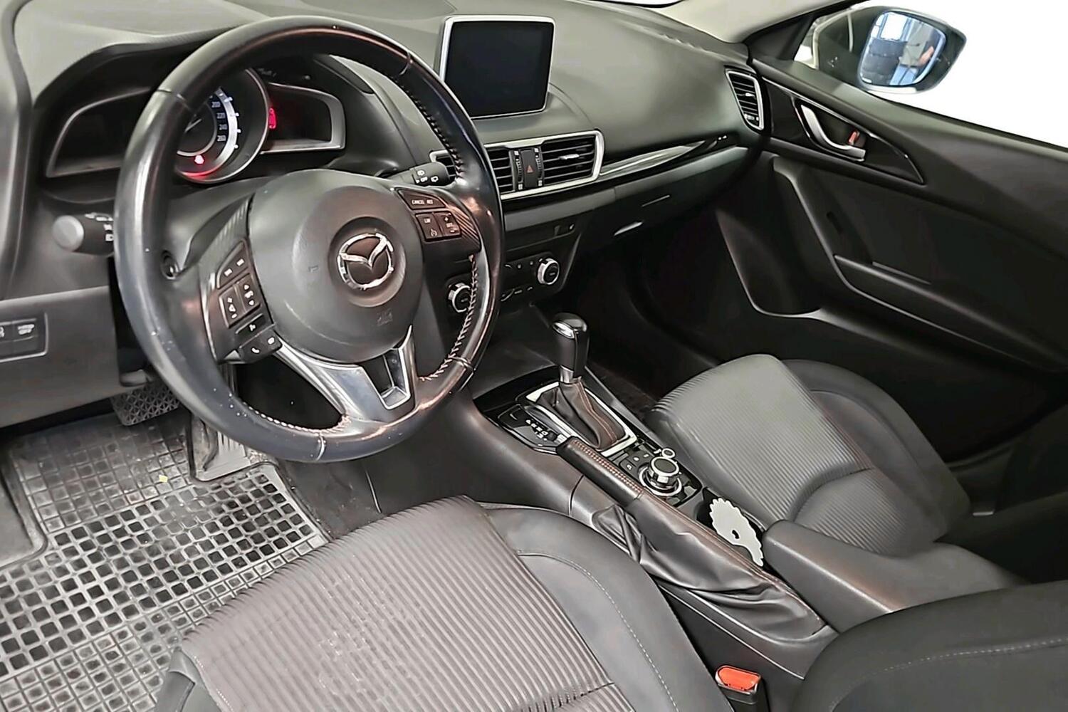 Mazda 3 vaihtoauto