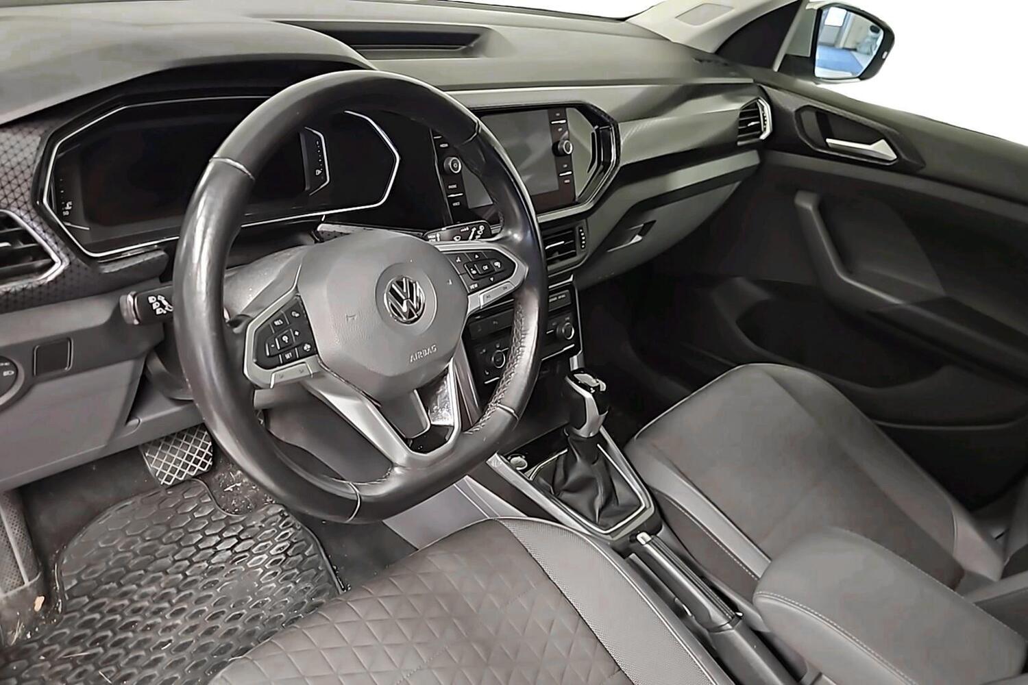 Volkswagen T-Cross vaihtoauto