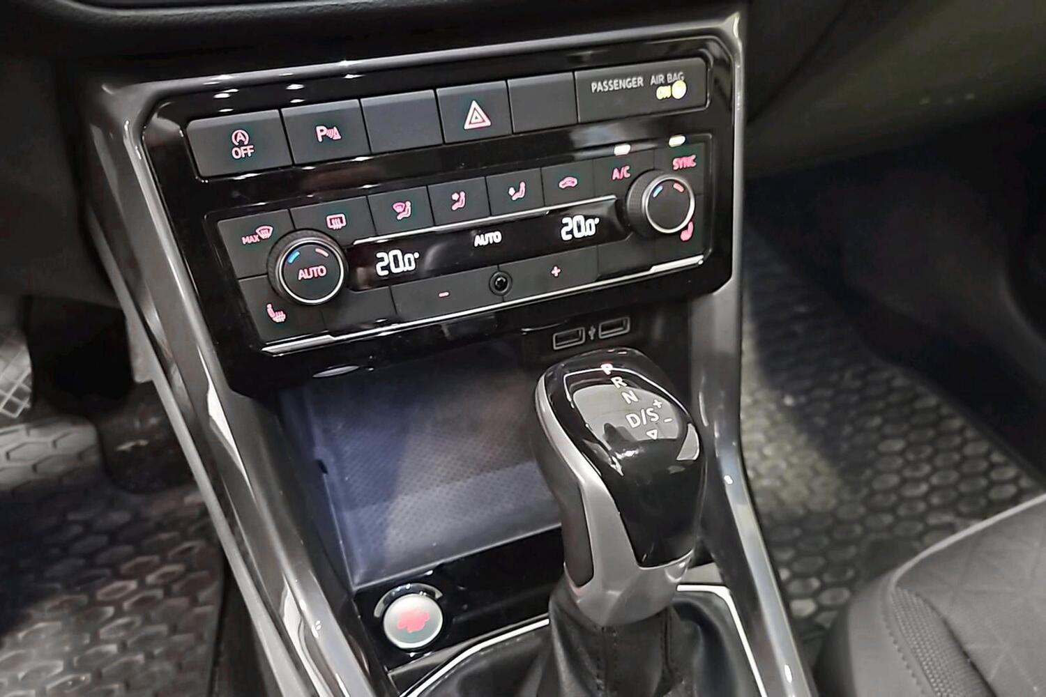 Volkswagen T-Cross vaihtoauto