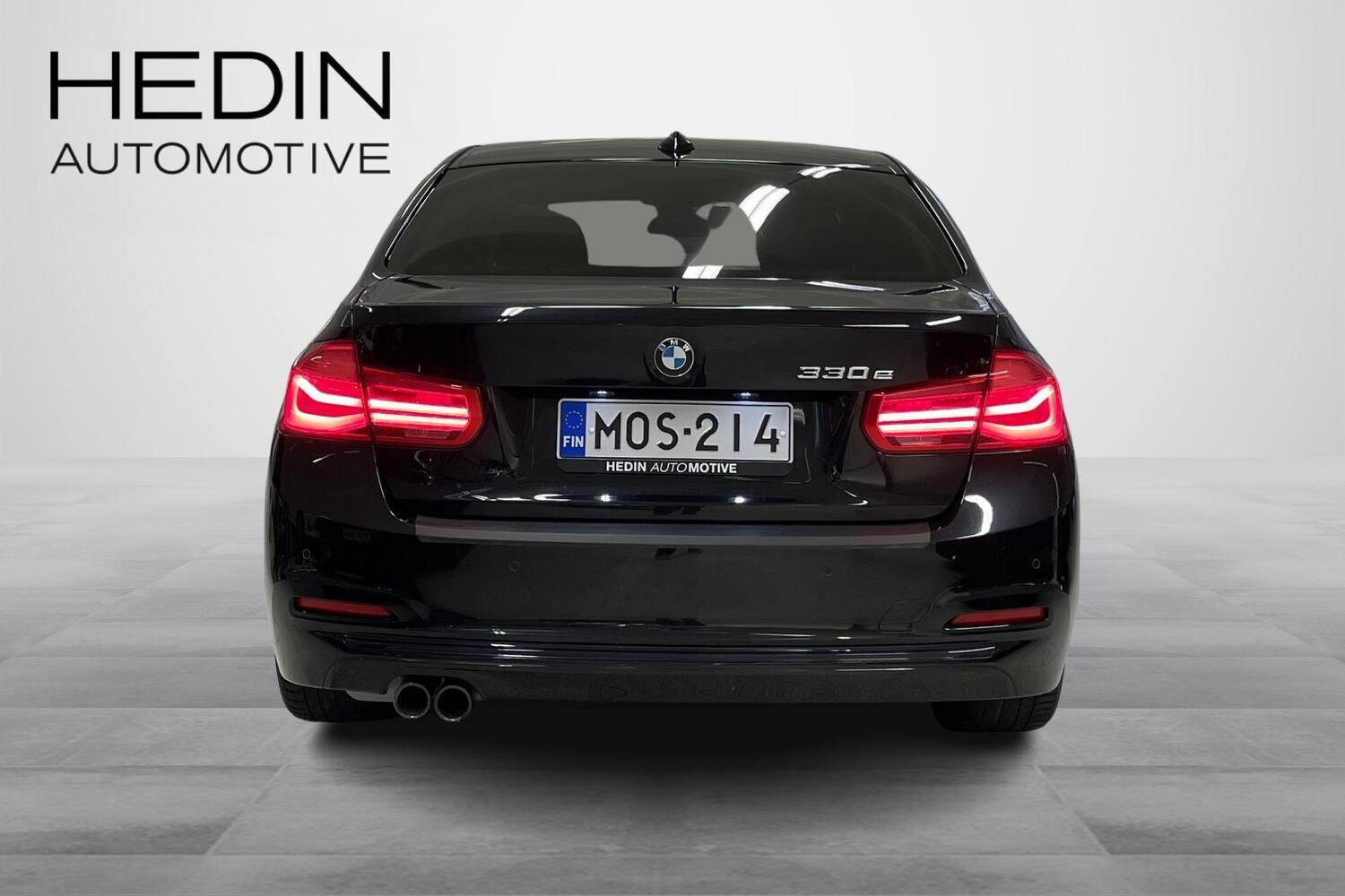 BMW 330 vaihtoauto