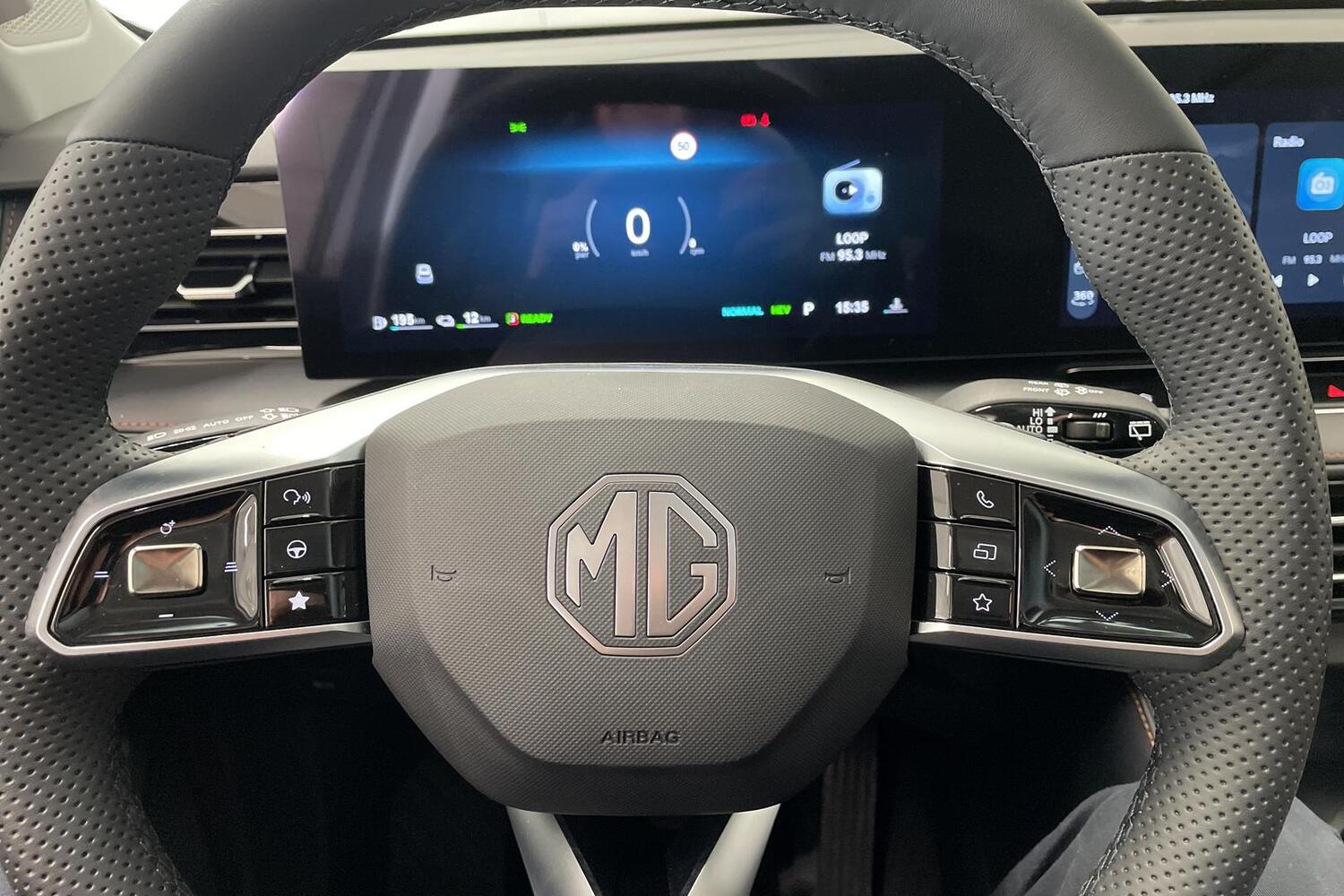 MG HS vaihtoauto