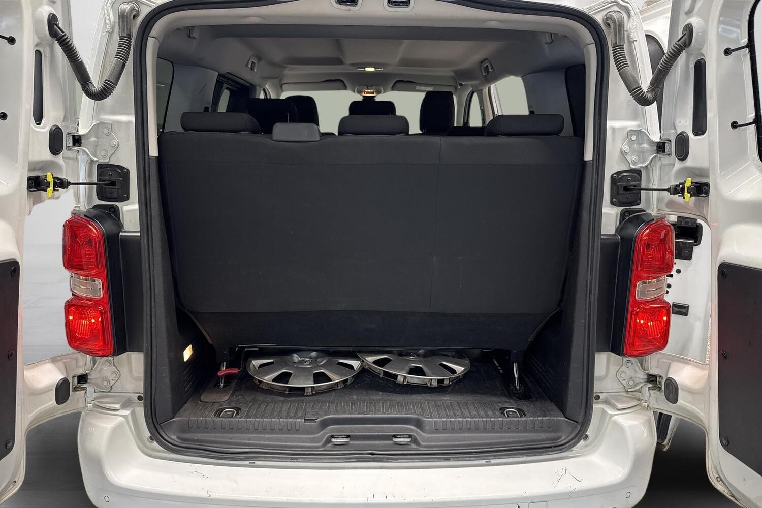 Toyota Proace Verso vaihtoauto