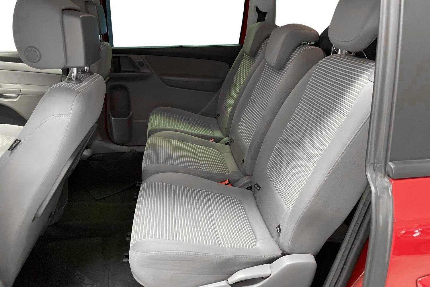 SEAT Alhambra vaihtoauto