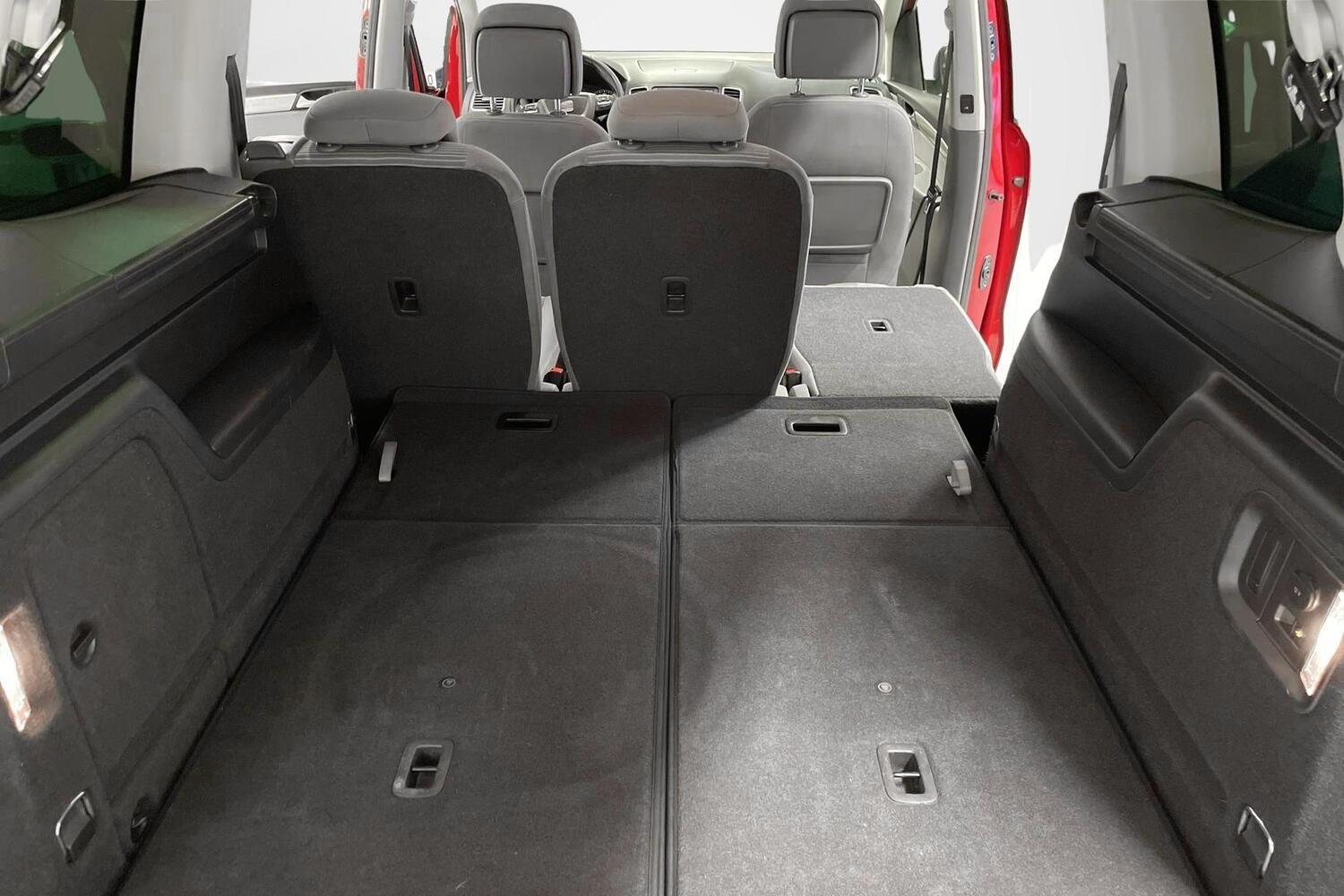SEAT Alhambra vaihtoauto
