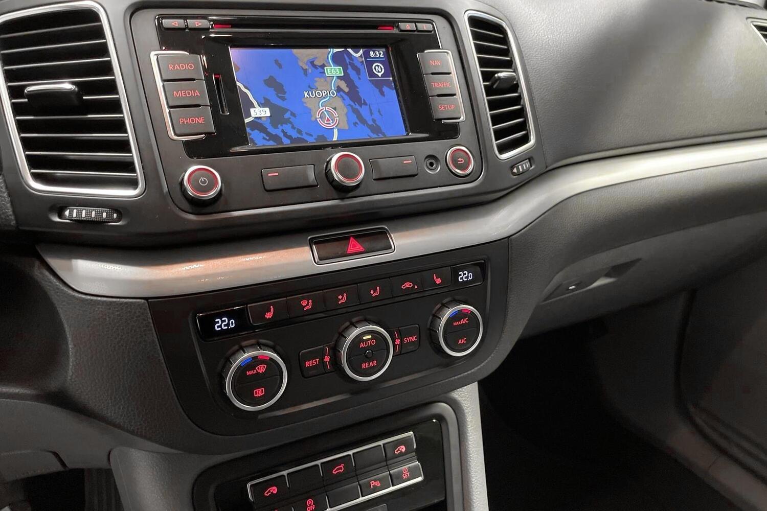 SEAT Alhambra vaihtoauto