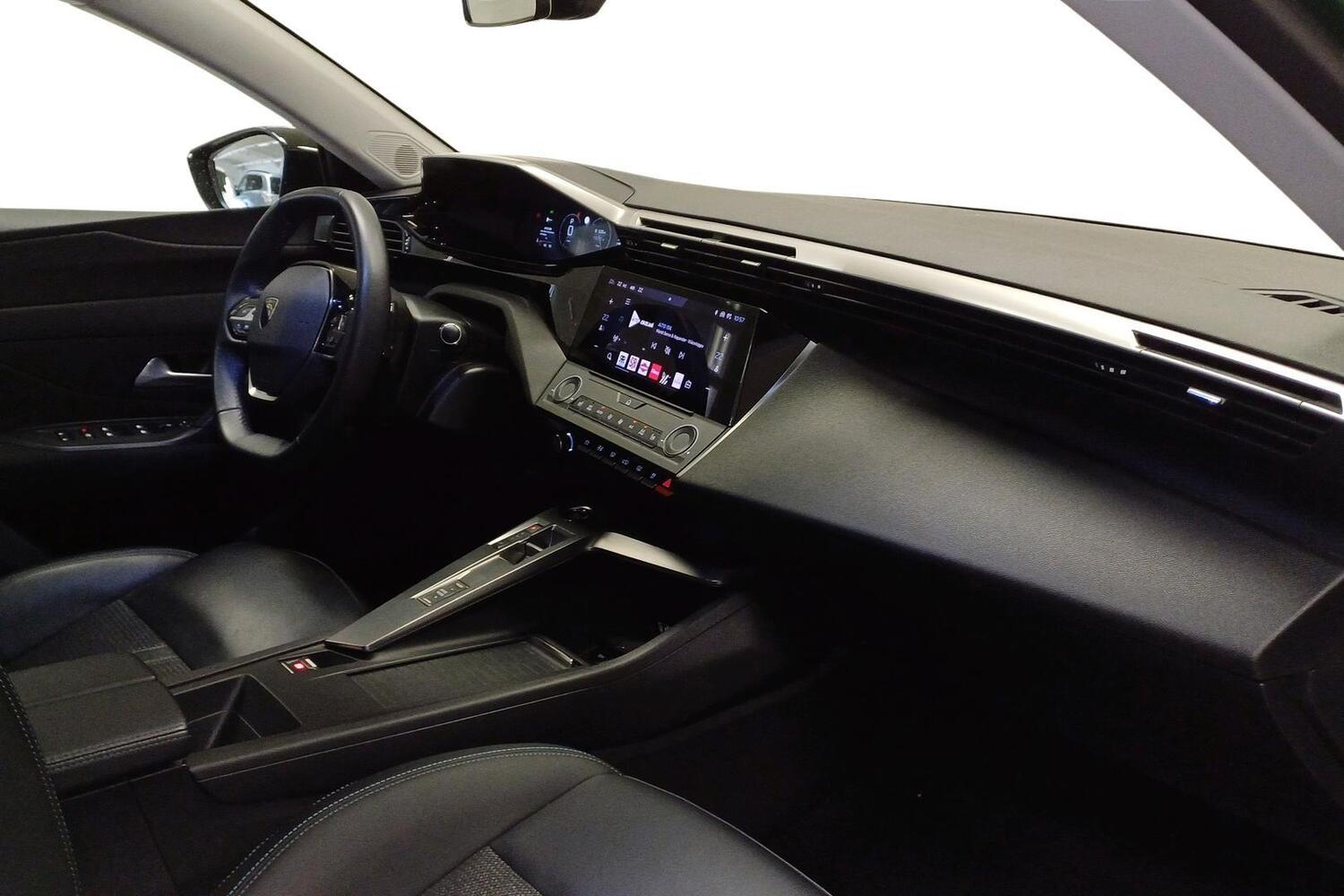 Peugeot 308 vaihtoauto
