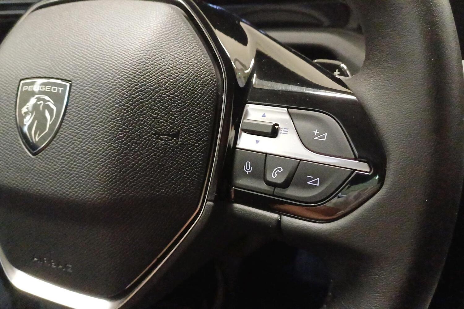 Peugeot 308 vaihtoauto