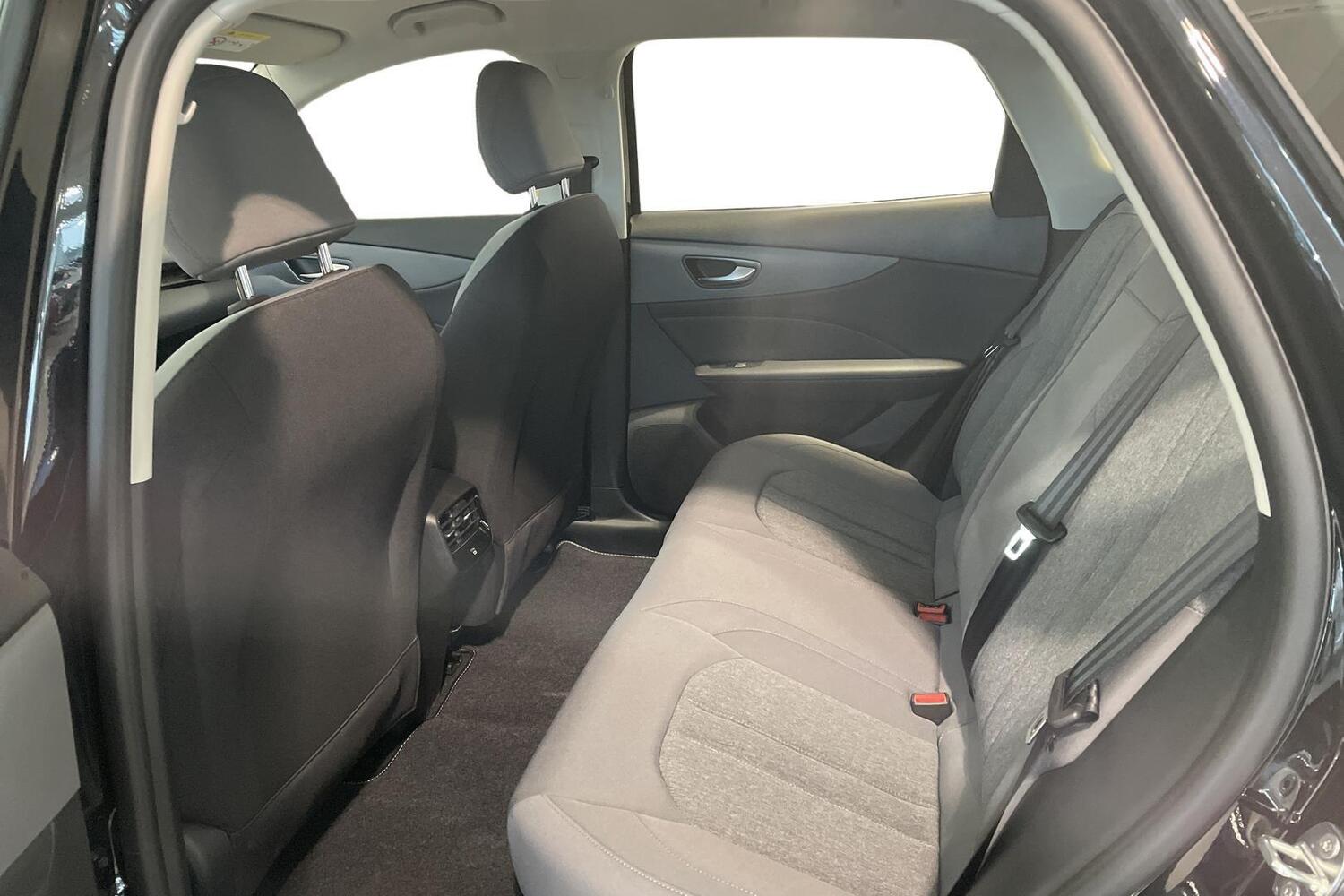 MG MGS5 EV vaihtoauto