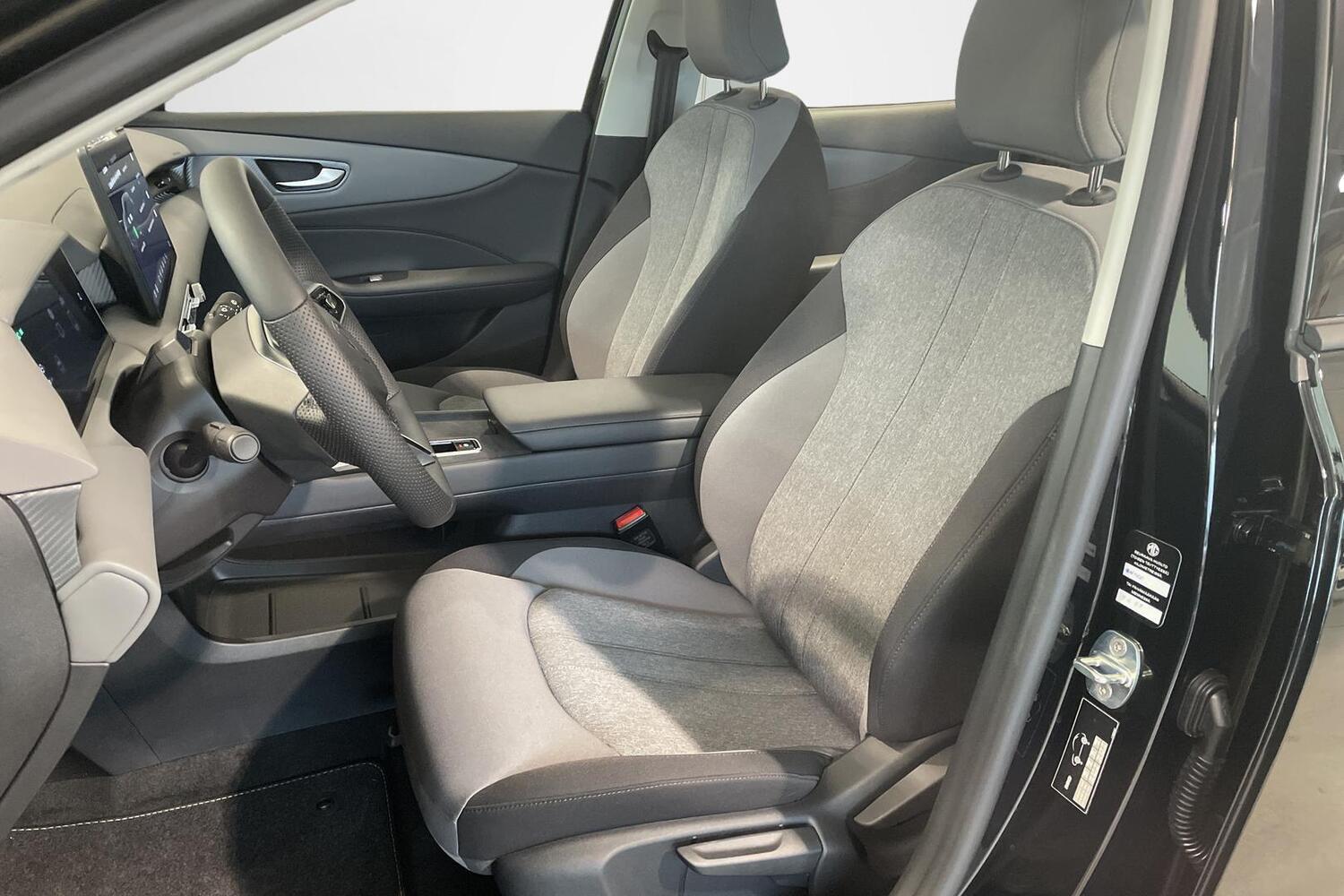 MG MGS5 EV vaihtoauto