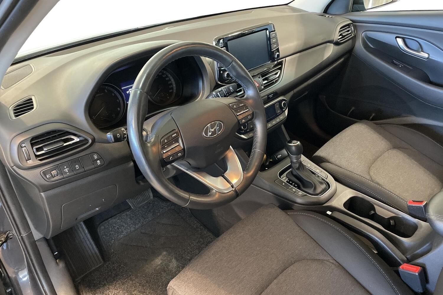 Hyundai i30 5d vaihtoauto