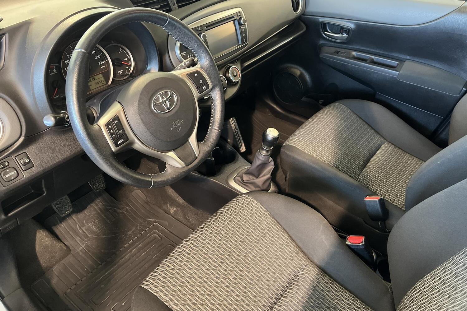 Toyota Yaris vaihtoauto