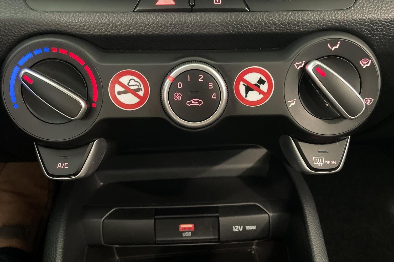 Kia Stonic vaihtoauto