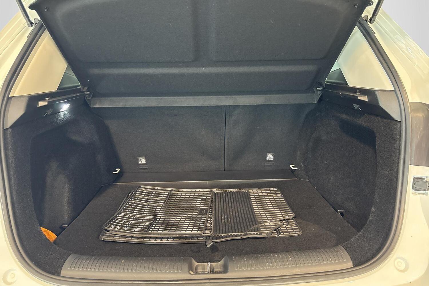 MG ZS vaihtoauto