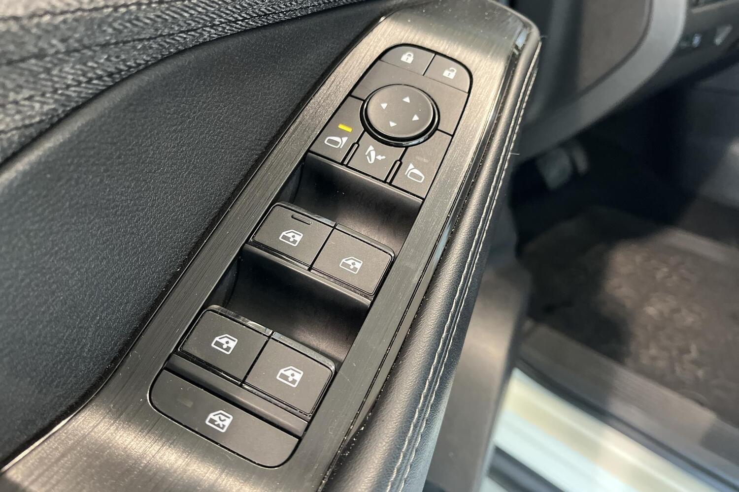 Nissan X-Trail vaihtoauto