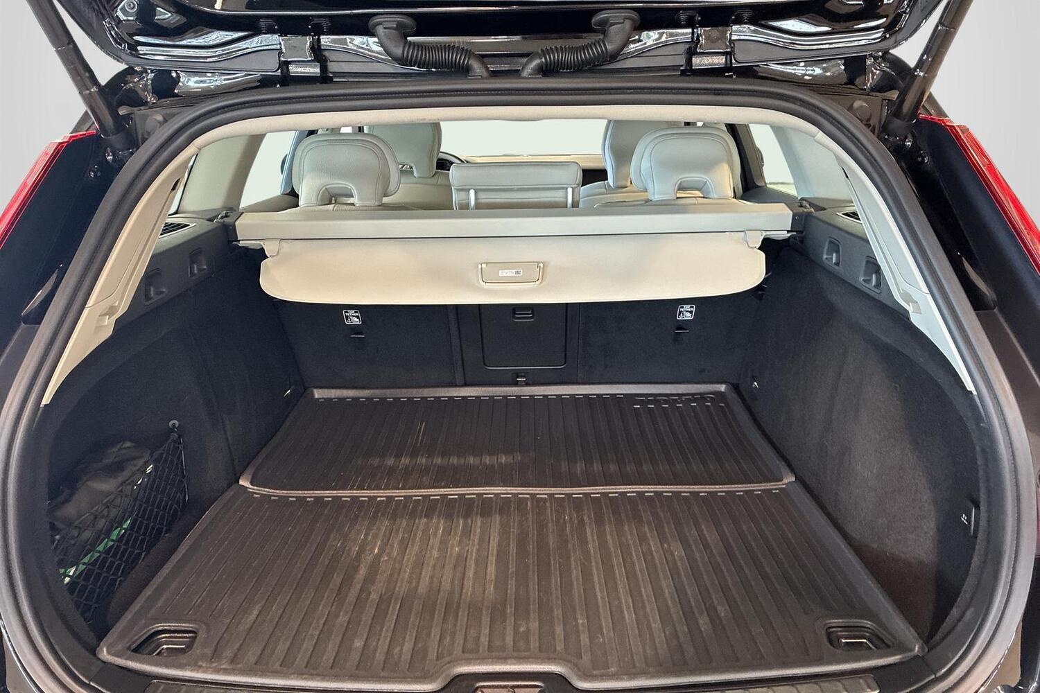 Volvo V60 Cross Country vaihtoauto