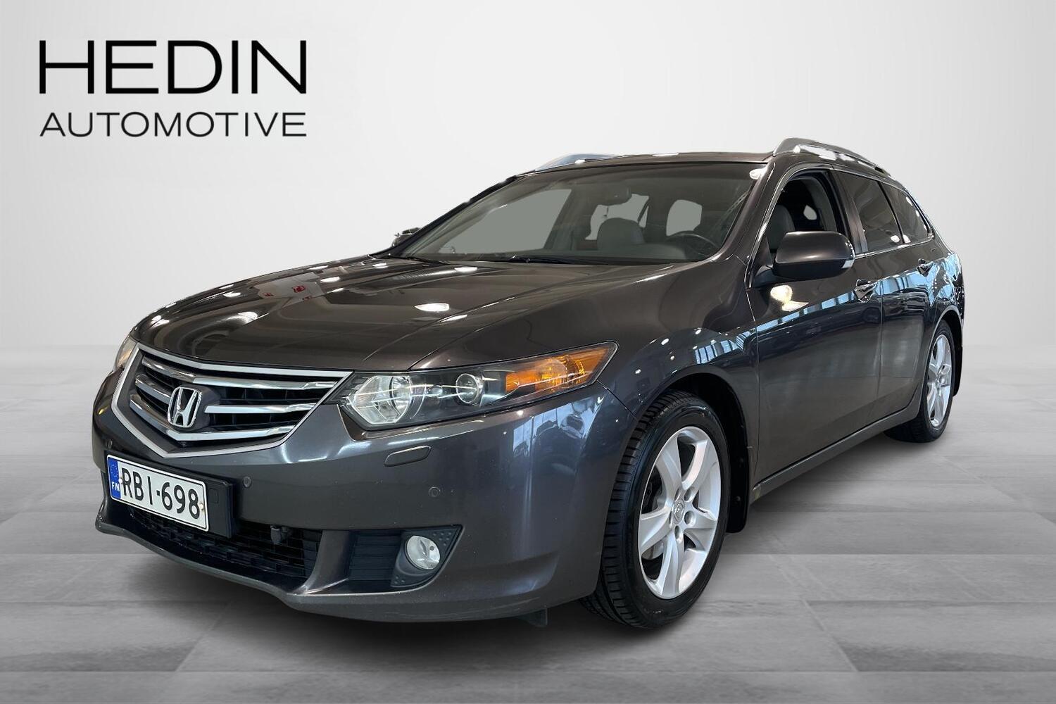 Honda Accord vaihtoauto