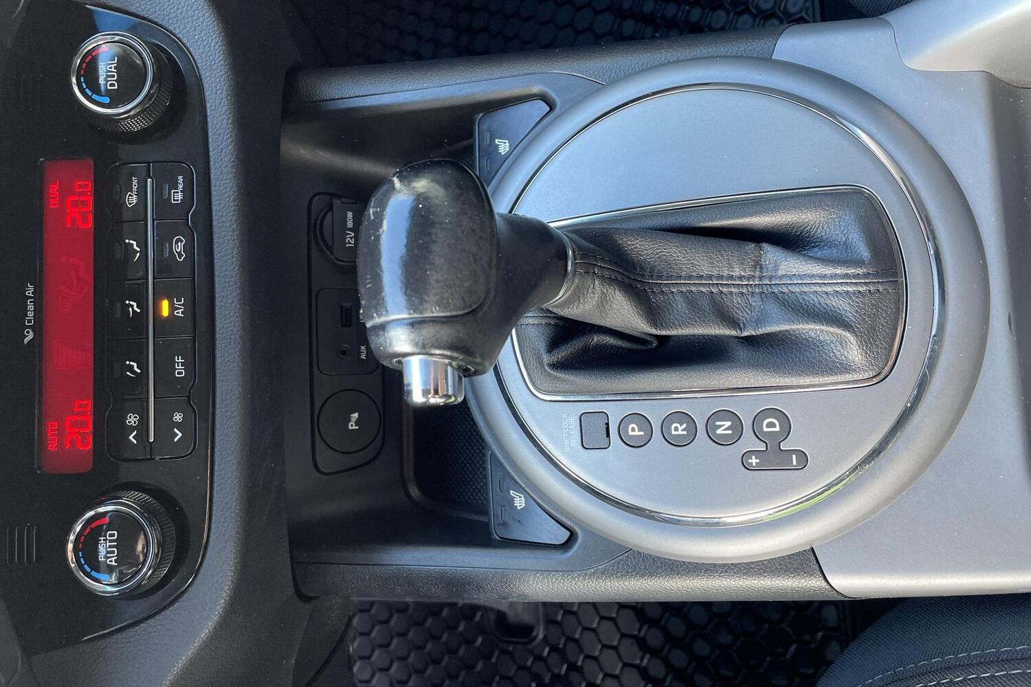Kia Sportage vaihtoauto