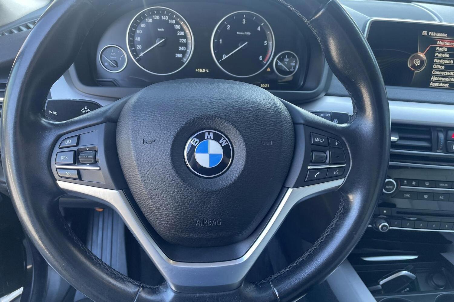 BMW X5 vaihtoauto