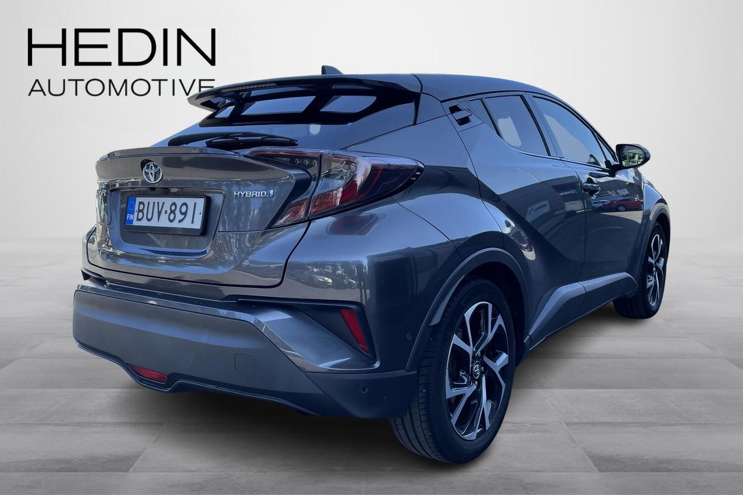 Toyota C-HR vaihtoauto