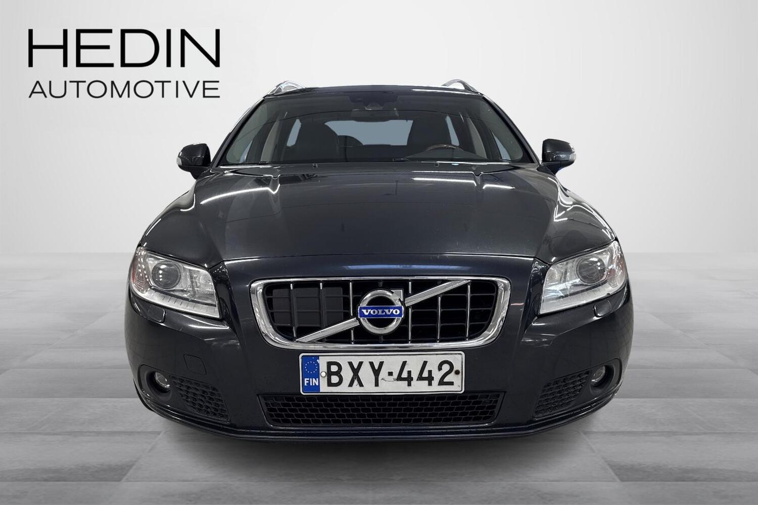 Volvo V70 vaihtoauto