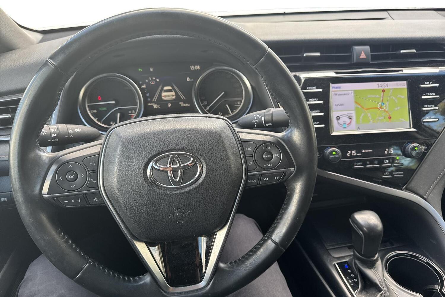 Toyota Camry vaihtoauto