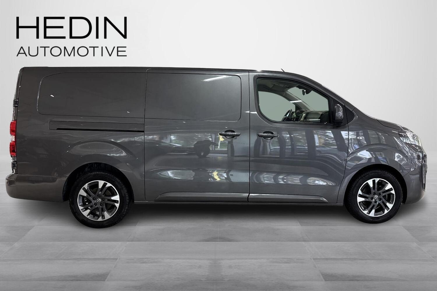 Opel Vivaro vaihtoauto