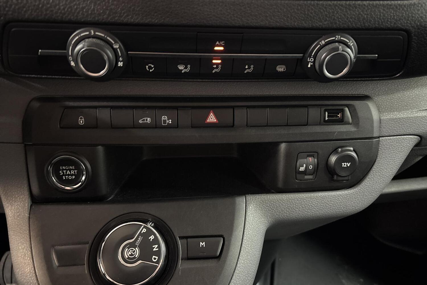 Opel Vivaro vaihtoauto