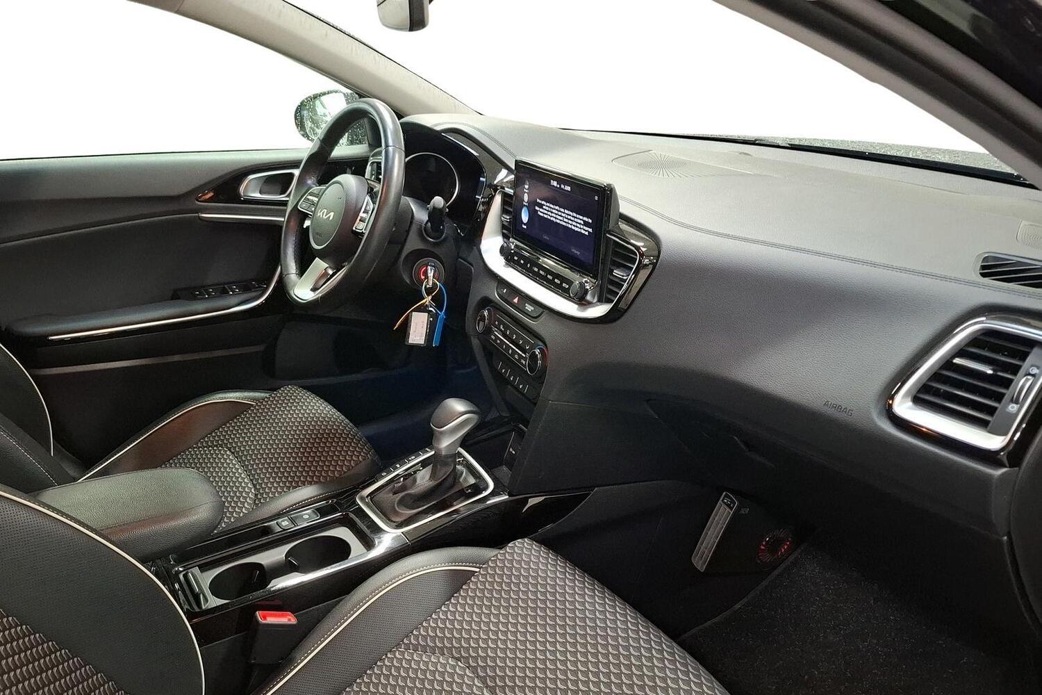 Kia XCeed vaihtoauto