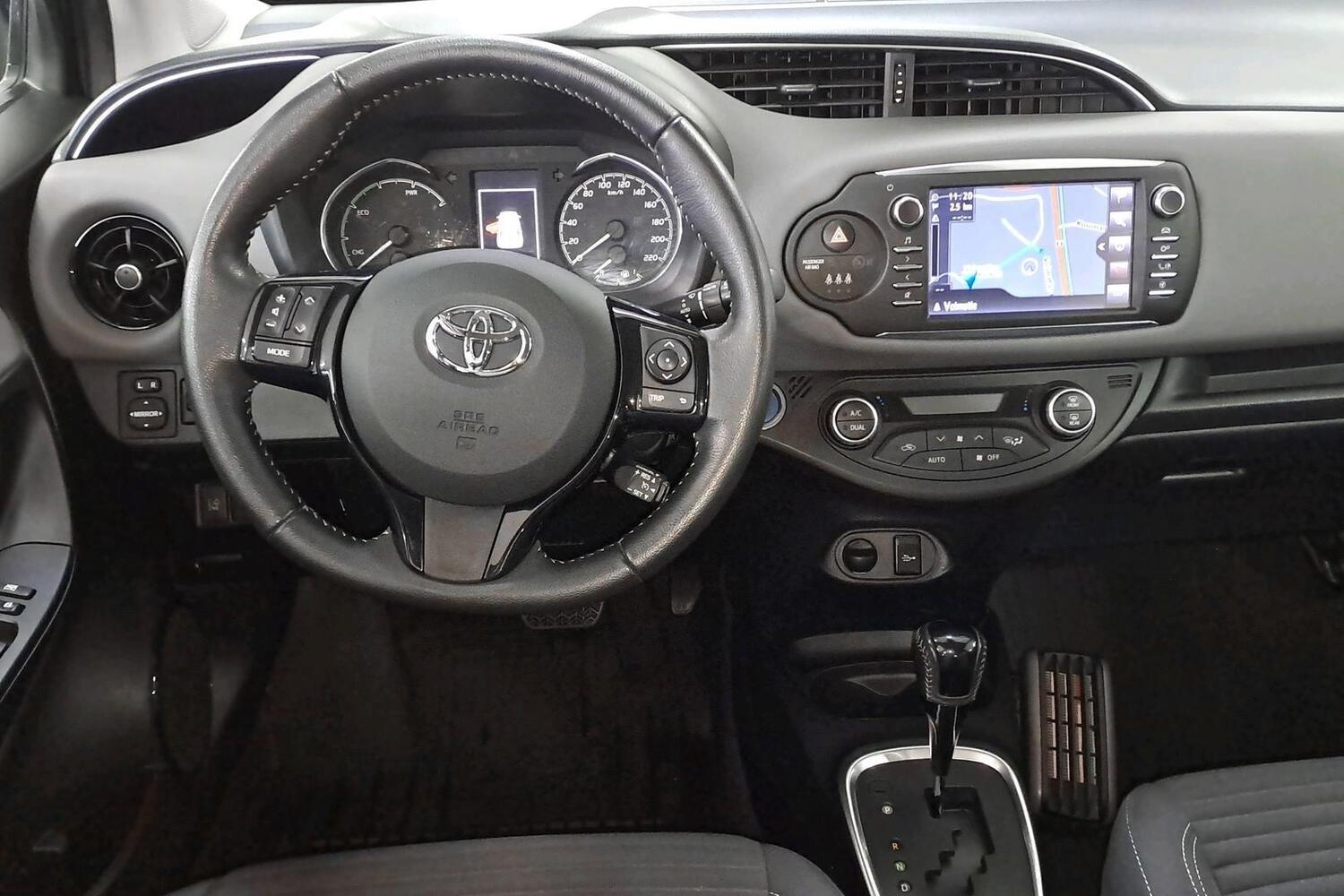 Toyota Yaris vaihtoauto