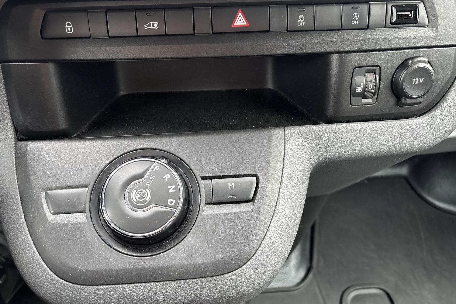 Opel Vivaro vaihtoauto