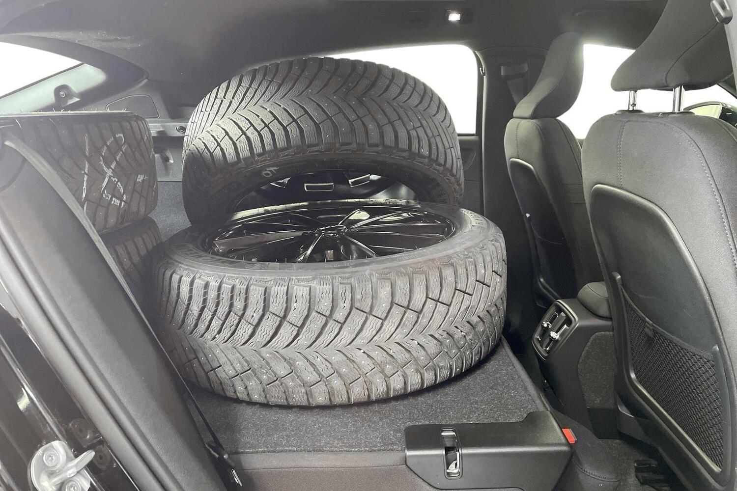 Volvo C40 vaihtoauto