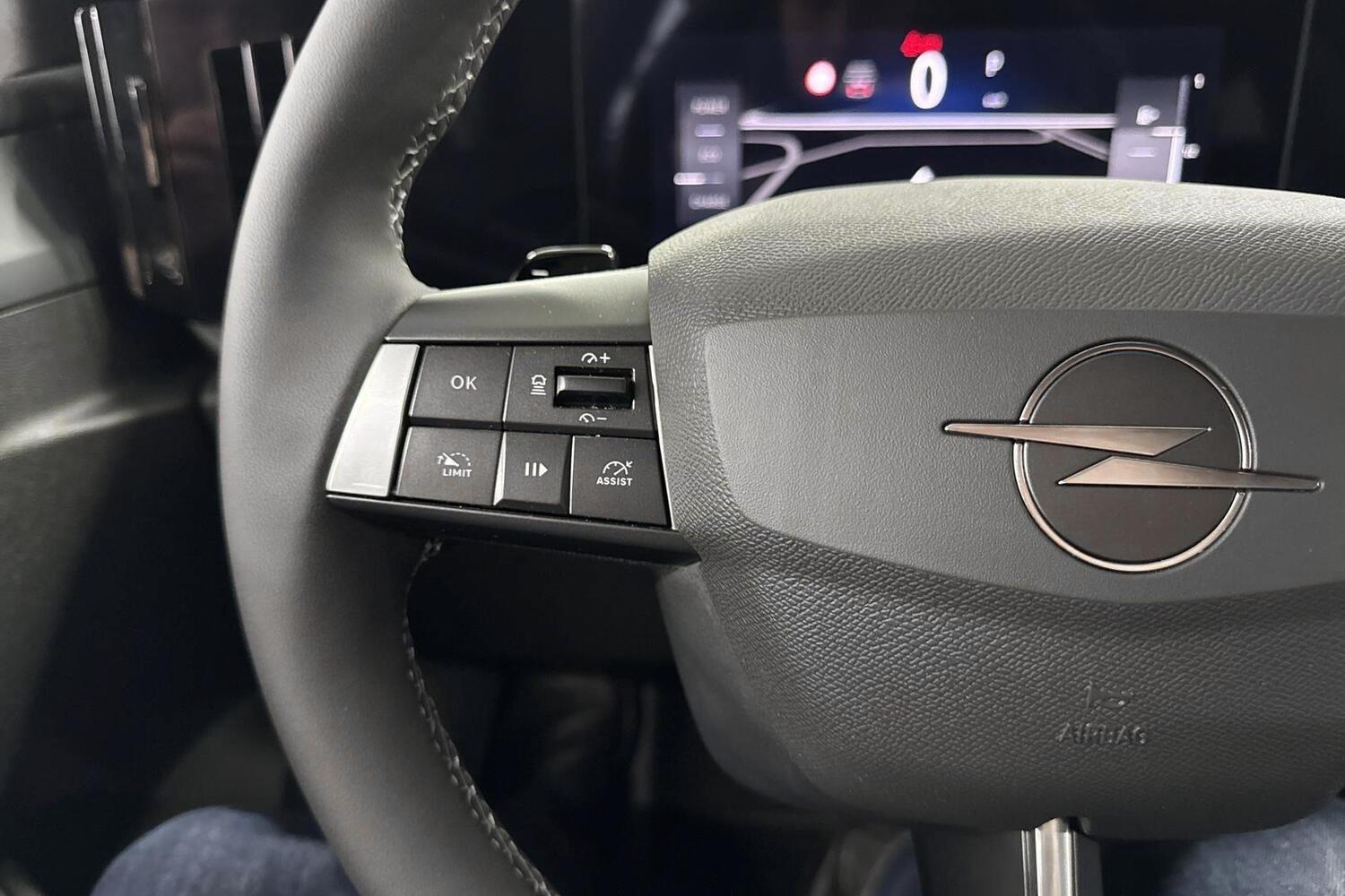Opel Astra vaihtoauto