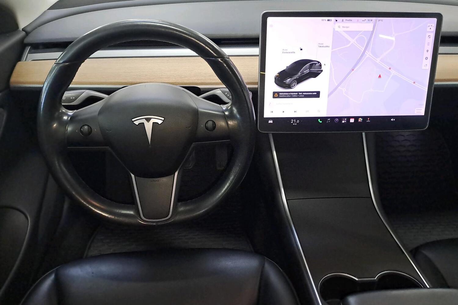Tesla Model 3 vaihtoauto
