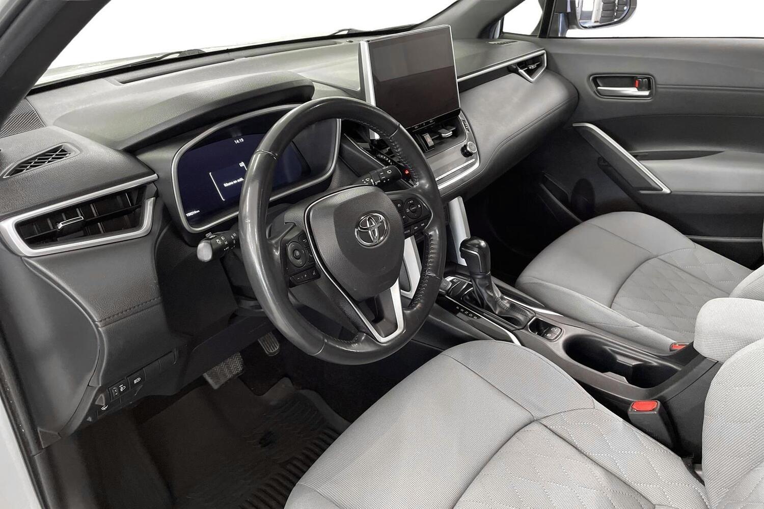 Toyota Corolla Cross vaihtoauto
