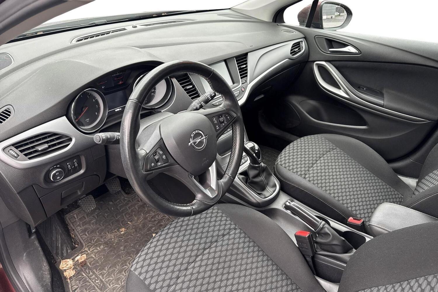 Opel Astra vaihtoauto