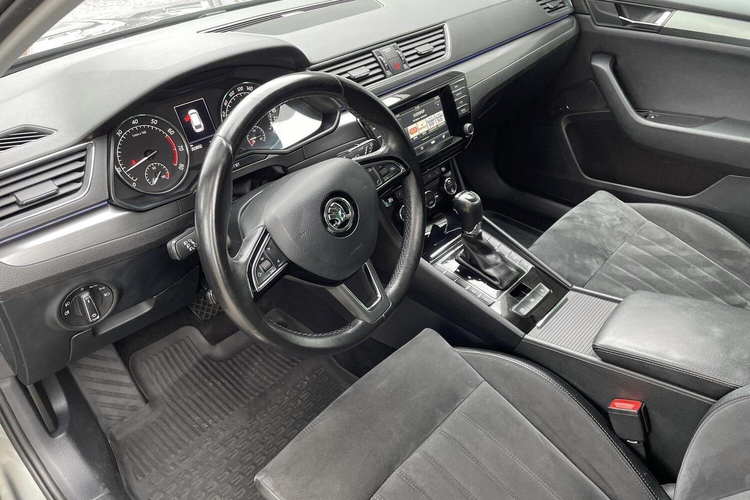 Skoda Superb vaihtoauto