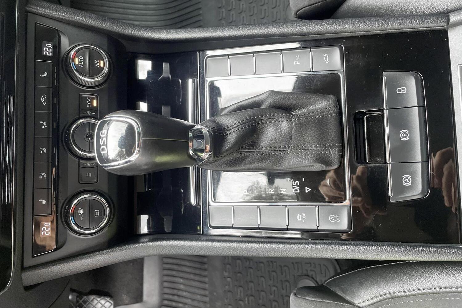 Skoda Superb vaihtoauto