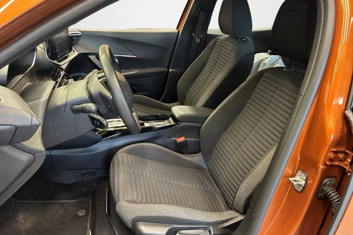 Peugeot e-2008 vaihtoauto