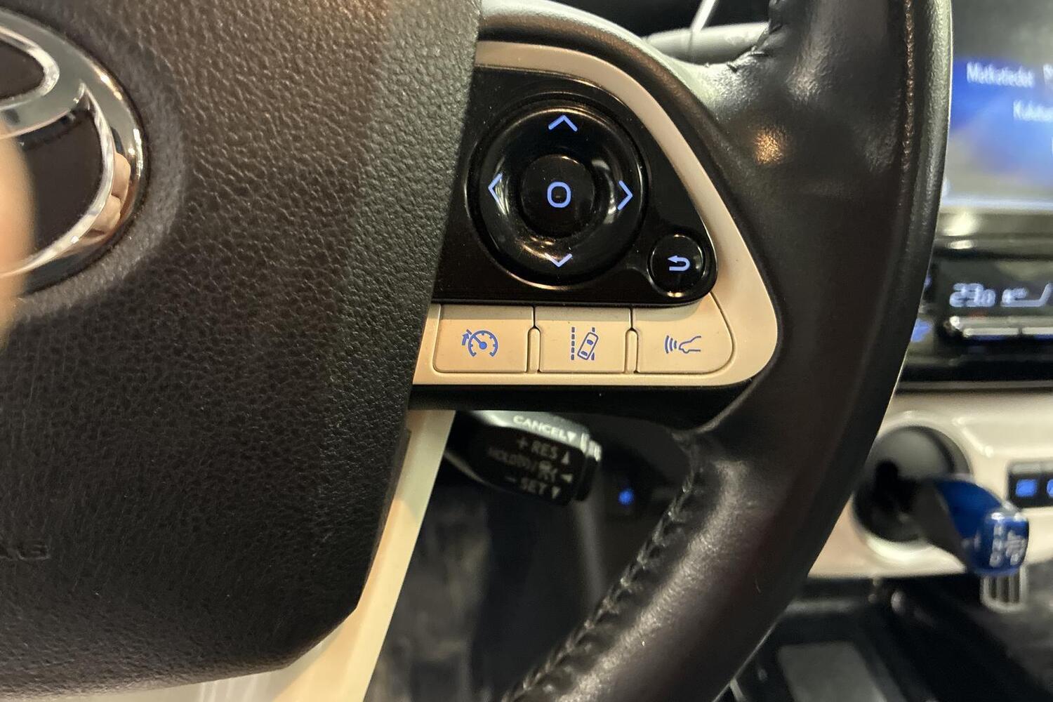 Toyota Prius Plug-in vaihtoauto