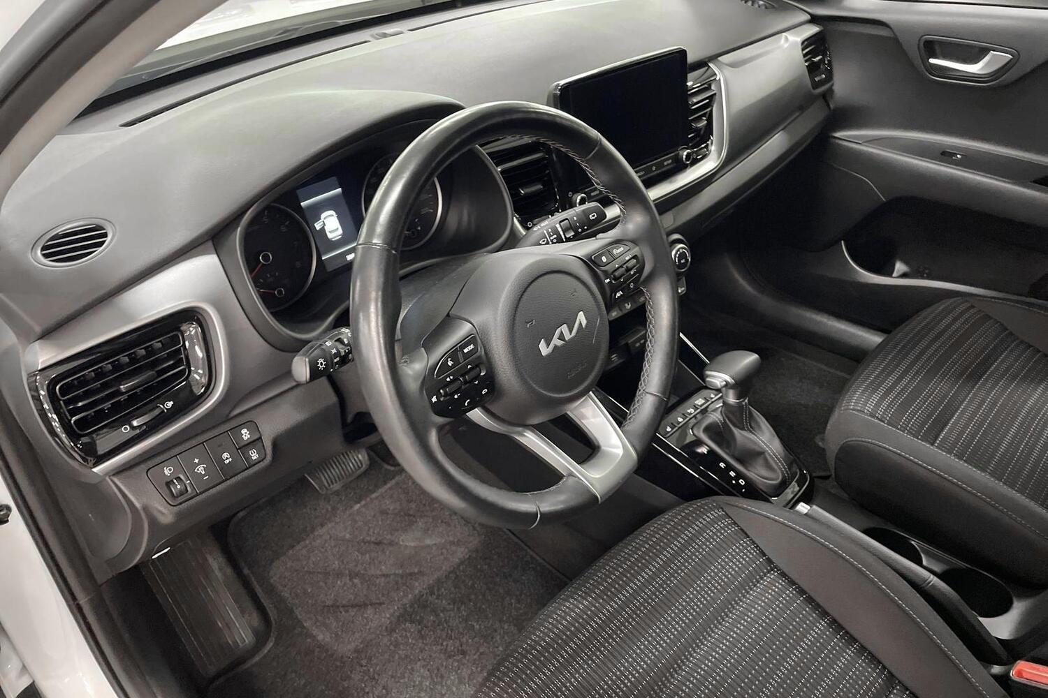 Kia Stonic vaihtoauto