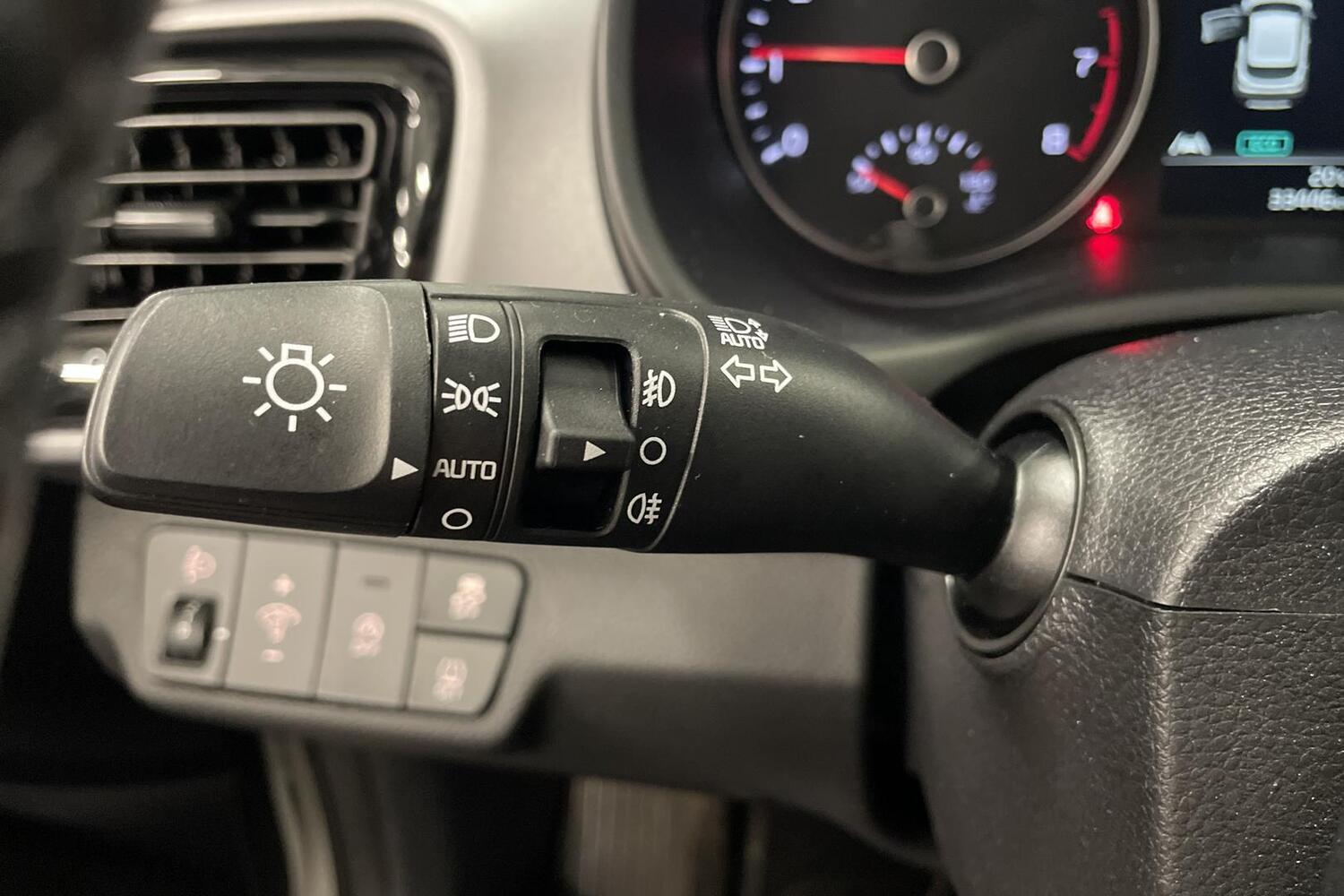Kia Stonic vaihtoauto