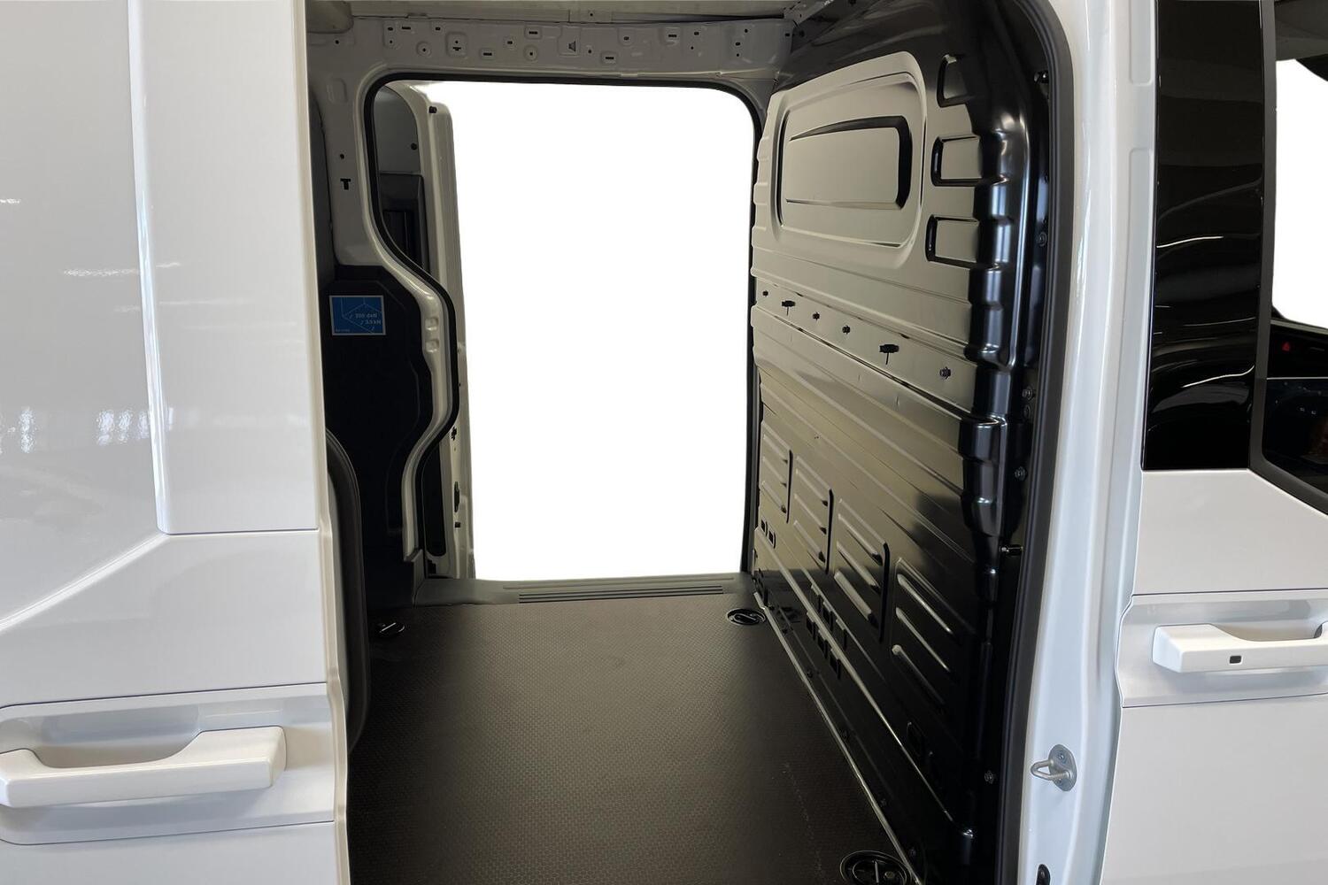 Kia PV5 Cargo vaihtoauto
